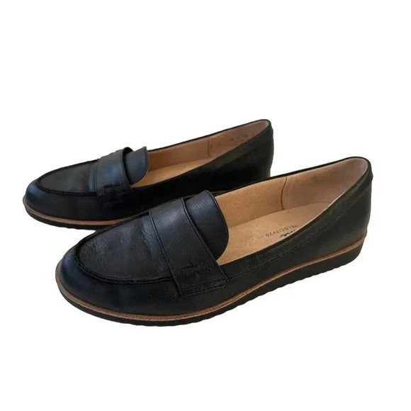 Life stride Shoes - Life Stride Velocity 2.0 Black Loafer Size 8